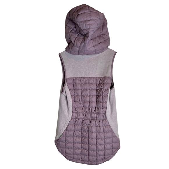 TNF Thermoball Quilted Insulated Hooded Softshell Vest in Purple Women's Small - Picture 9 of 15